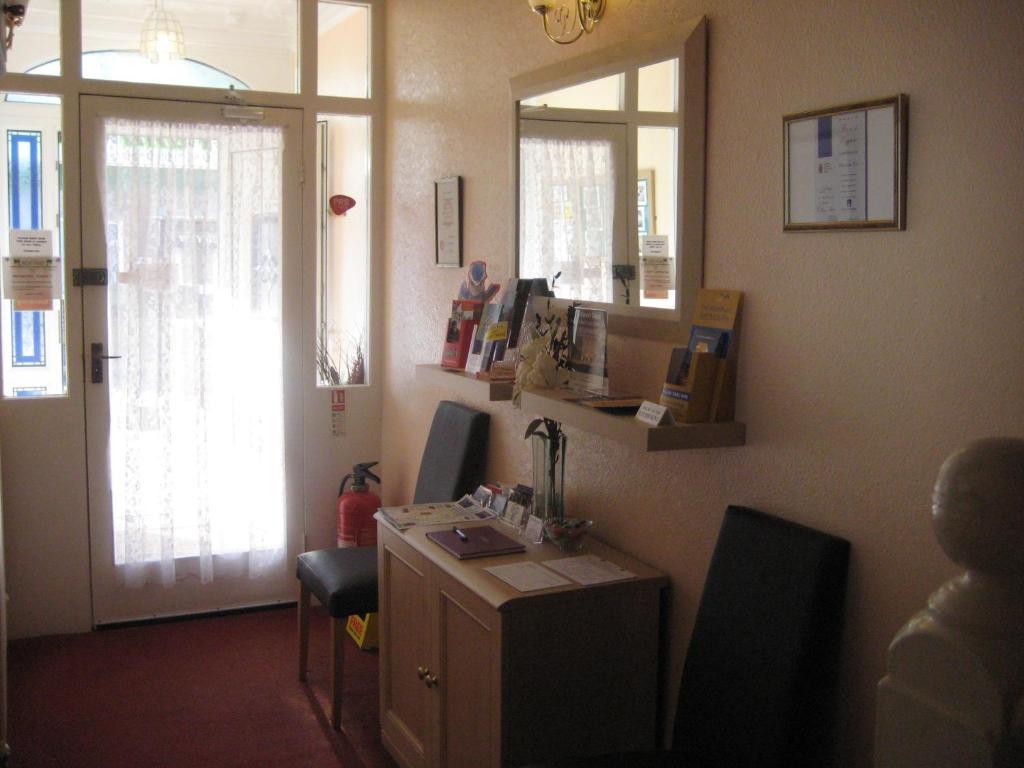 Palm Court Bed & Breakfast Weymouth Ngoại thất bức ảnh